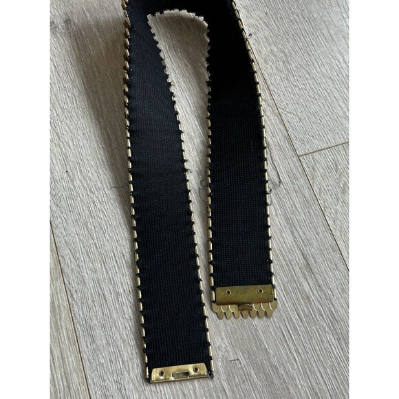 Vintage Stretch Belt Gold Metal Scales Scalloped Disco Retro Statement Waist